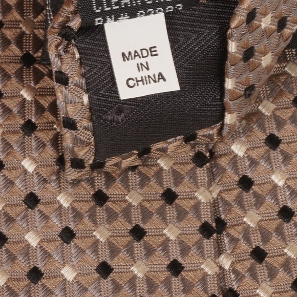 Bruno‎ Piattelli Light Brown Small Diamond Pattern Alover 100% Silk Tie - Picture 5 of 5